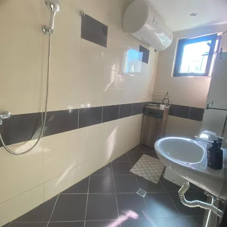 Amadues Lux, 1 Bed - To Sunny Apartment Slantschew brjag